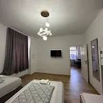 Voyage Hotel